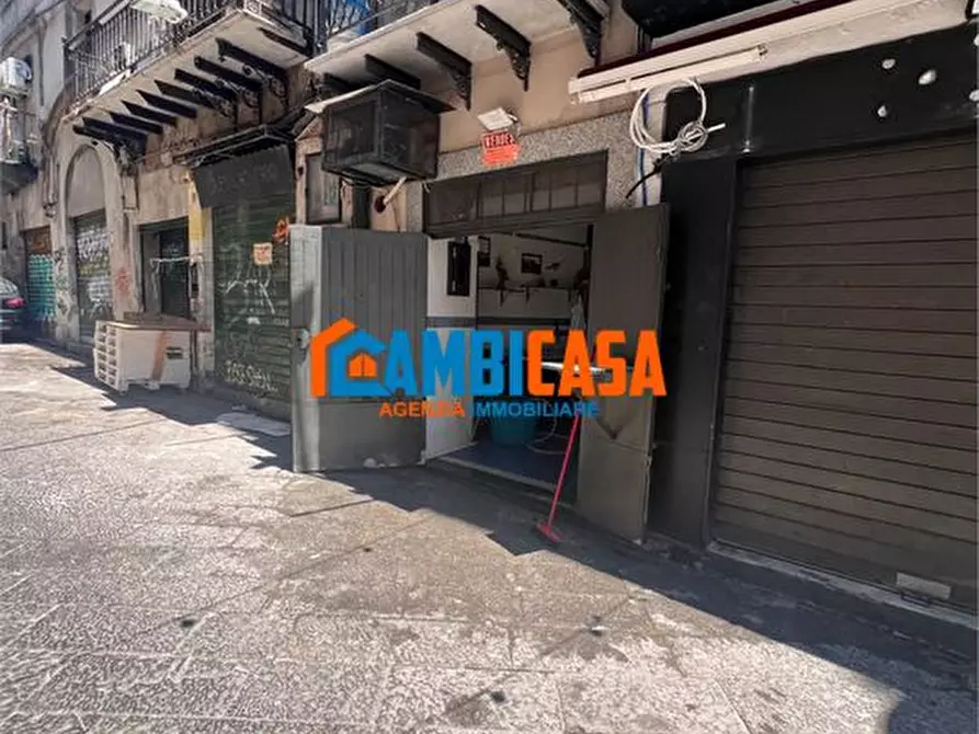 Immagine 4 di Magazzino in vendita  a Palermo
