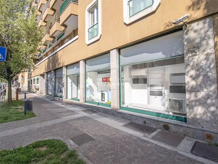 Immagine 5 di Negozio in vendita  19 a Lecco