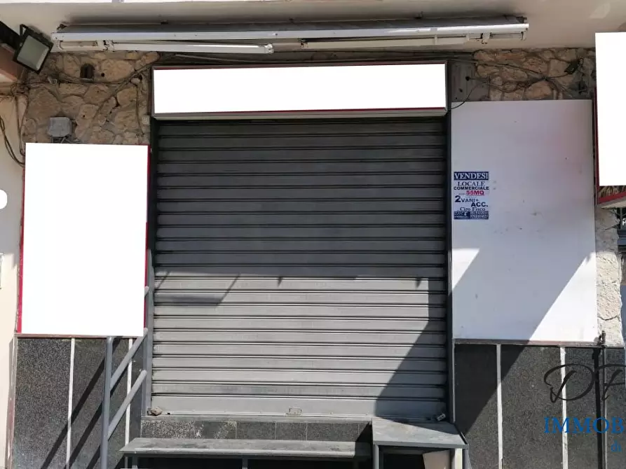 Immagine 7 di Negozio in vendita  a Afragola
