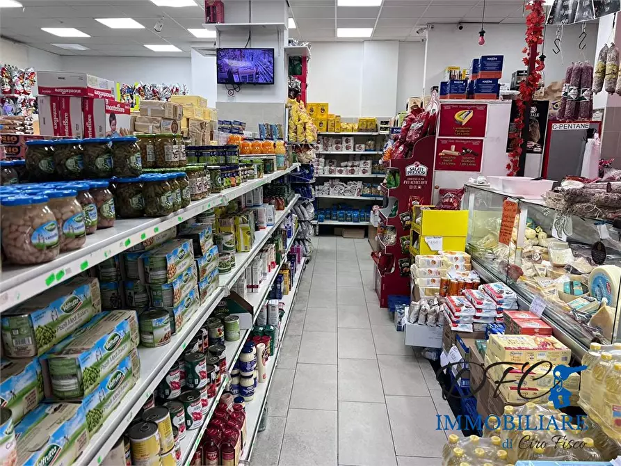 Immagine 7 di Negozio in vendita  a Afragola