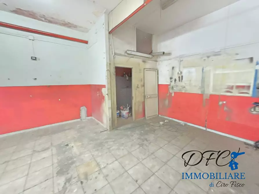 Immagine 4 di Negozio in vendita  a Afragola