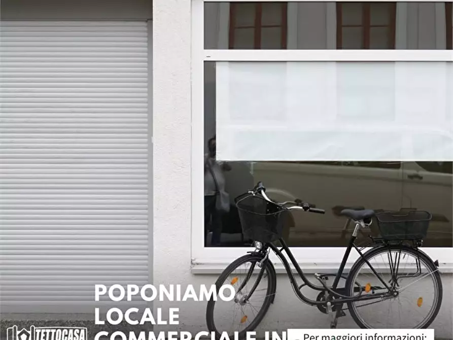 Immagine 1 di Negozio in vendita  a Marigliano