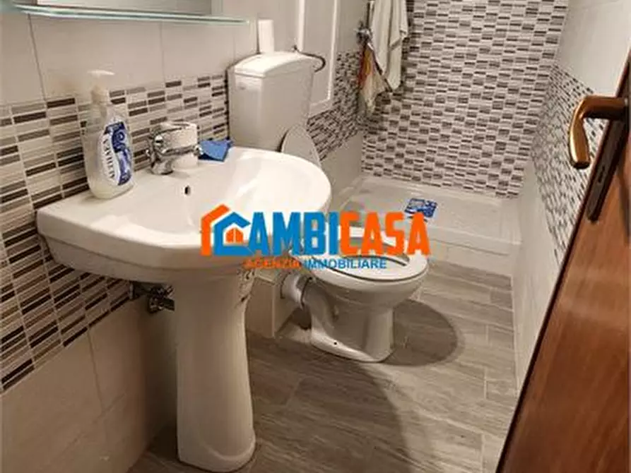 Immagine 5 di Negozio in vendita  a Palermo