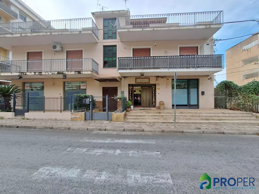 Immagine 5 di Negozio in vendita  163 a Capaci