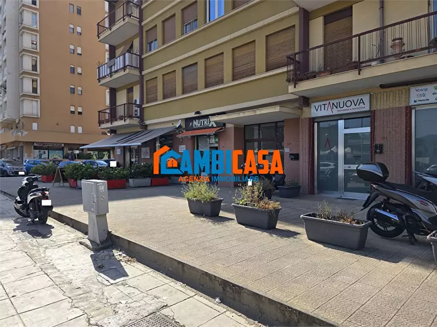 Immagine 4 di Negozio in vendita  285 a Palermo