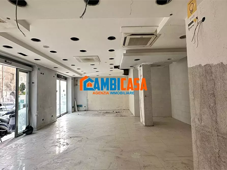 Immagine 3 di Negozio in vendita  a Palermo