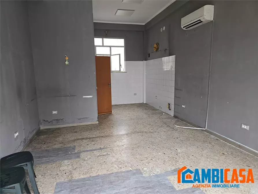 Immagine 2 di Negozio in vendita  a Palermo