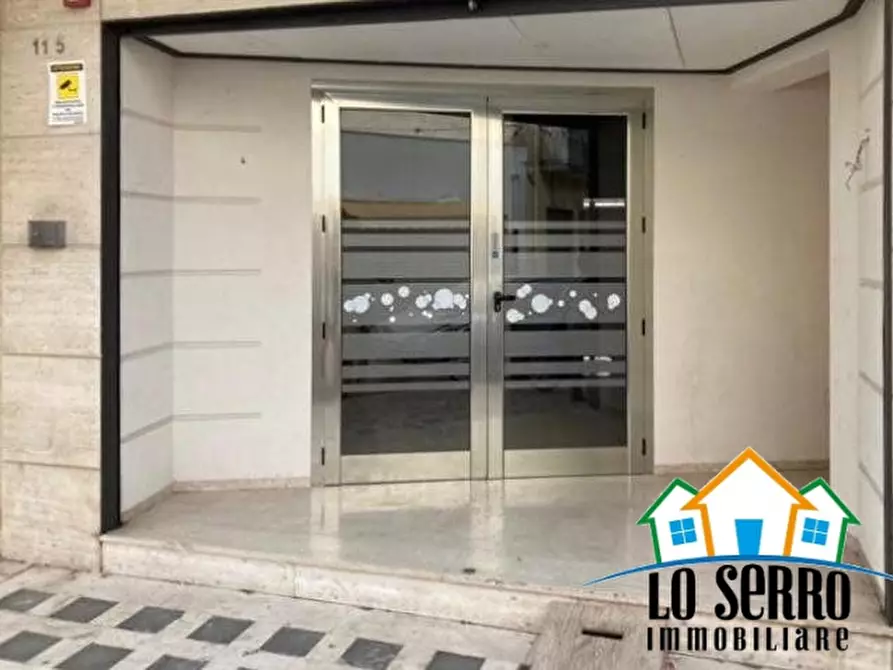 Immagine 2 di Negozio in vendita  a Alcamo