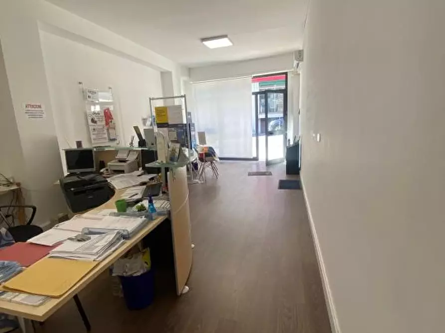 Immagine 2 di Negozio in vendita  a Alcamo