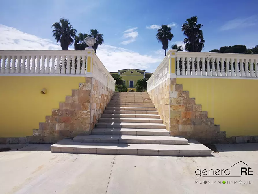 Immagine 10 di Negozio in vendita  a Francavilla Al Mare