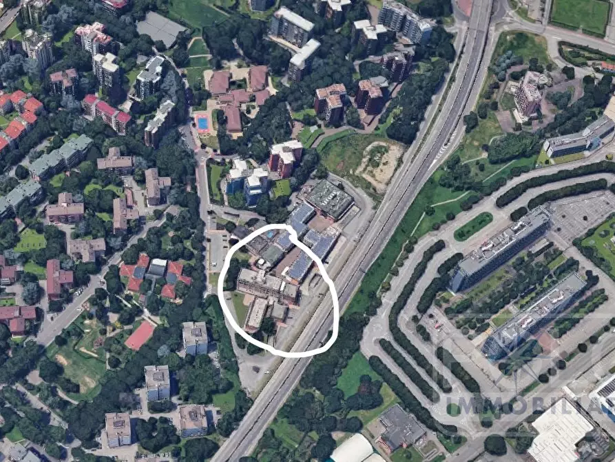 Immagine 4 di Negozio in vendita  39 a San Donato Milanese