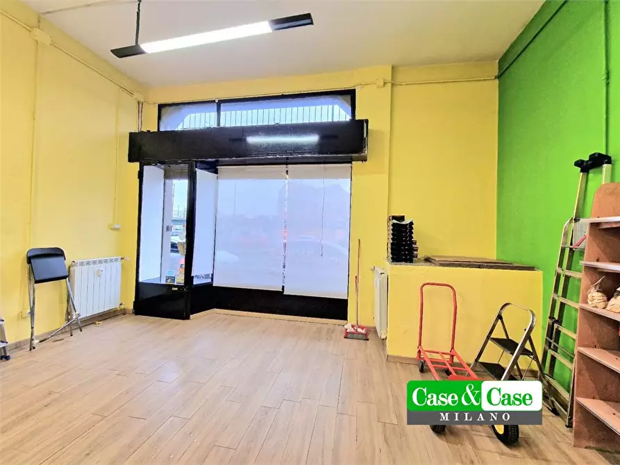 Immagine 3 di Negozio in vendita  9 a Milano