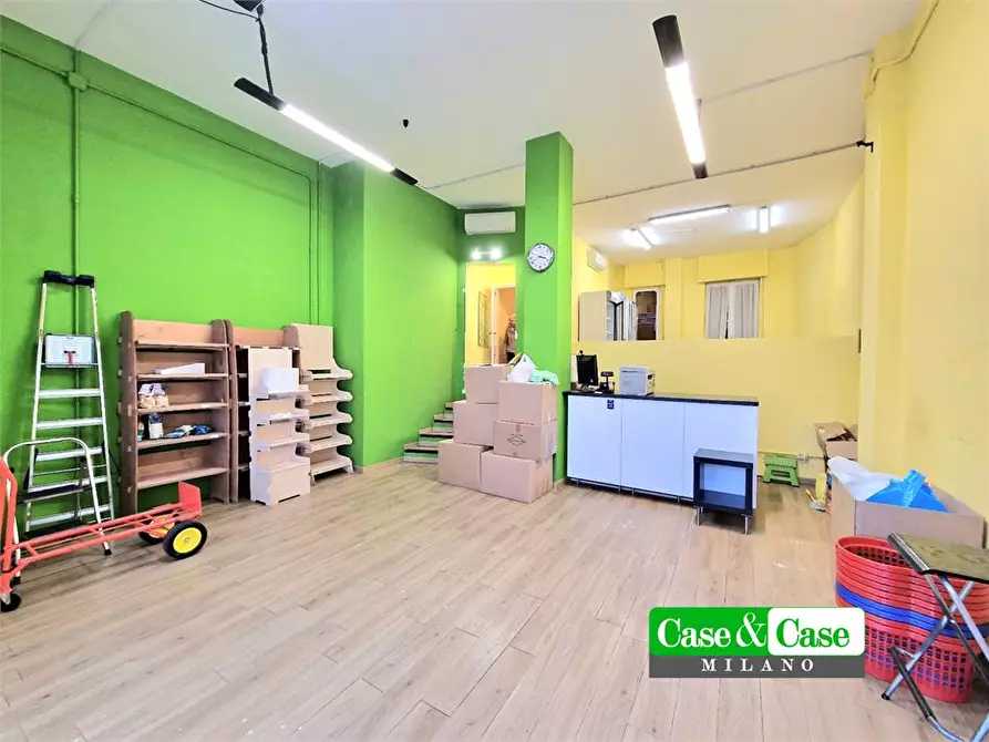 Immagine 5 di Negozio in vendita  9 a Milano