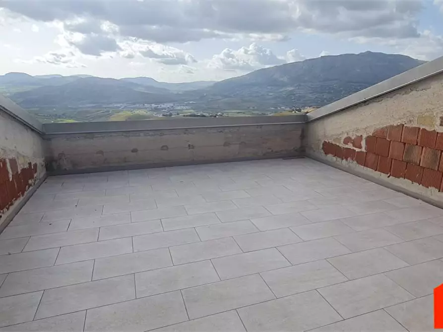 Immagine 8 di Appartamento in vendita  a Alcamo