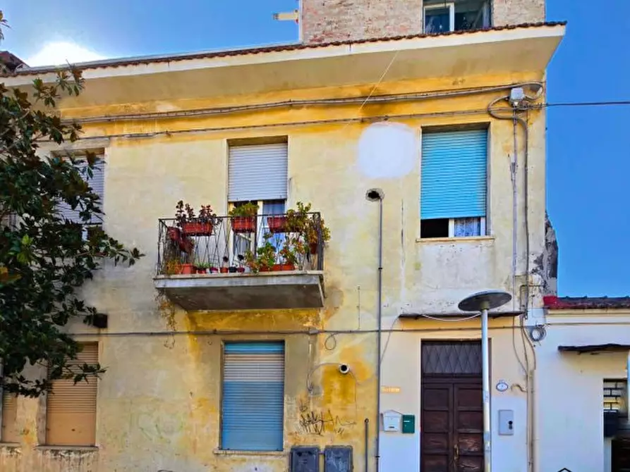 Immagine 2 di Palazzo in vendita  a Montesilvano