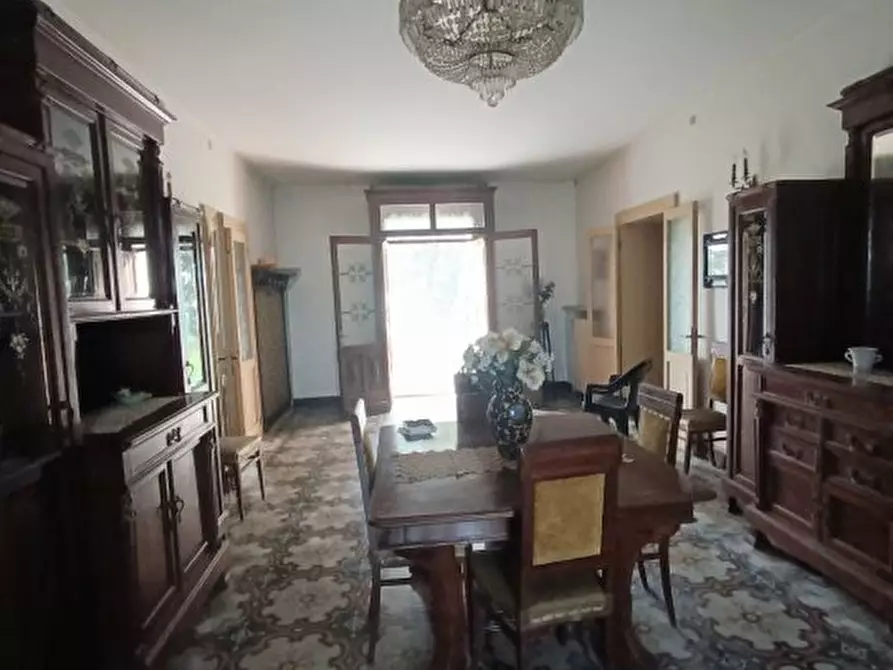 Immagine 3 di Palazzo in vendita  a Castelbaldo