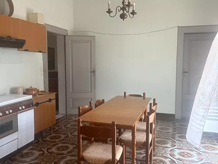 Immagine 6 di Palazzo in vendita  a Bova Marina