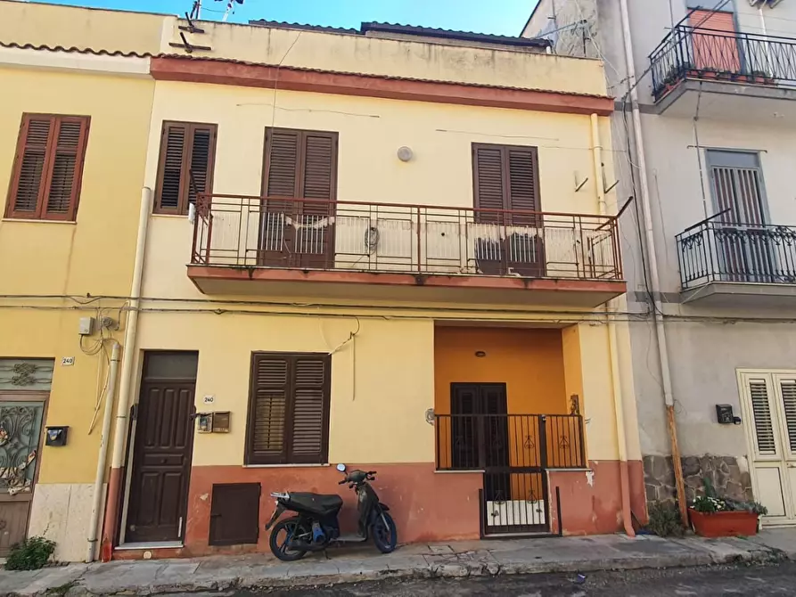 Immagine 1 di Casa indipendente in vendita  a Palermo
