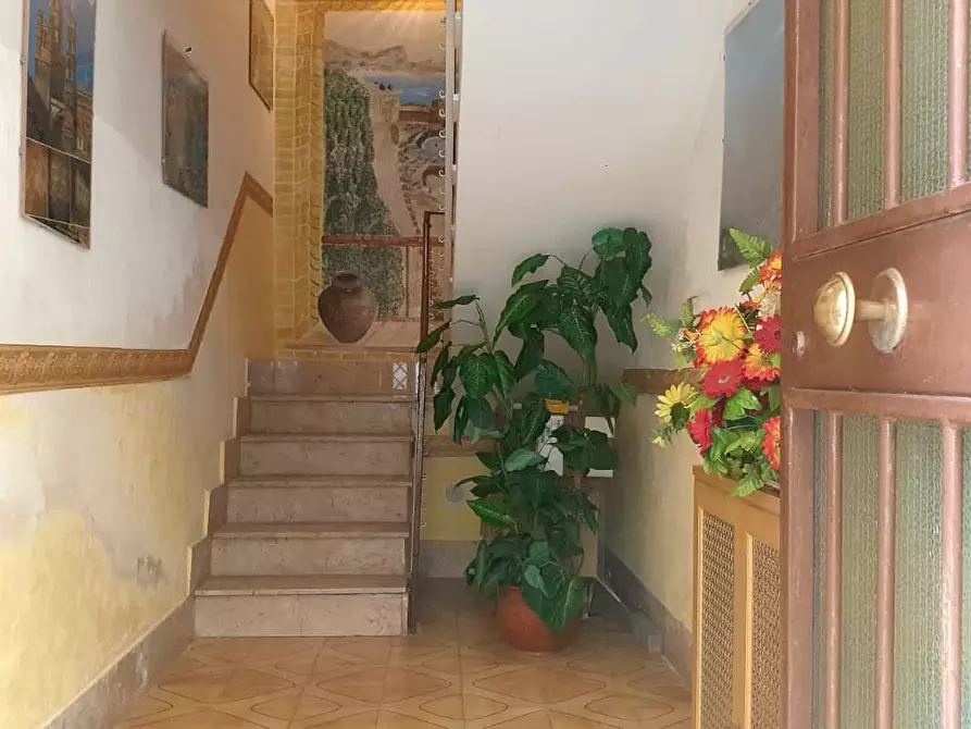 Immagine 2 di Casa indipendente in vendita  a Palermo