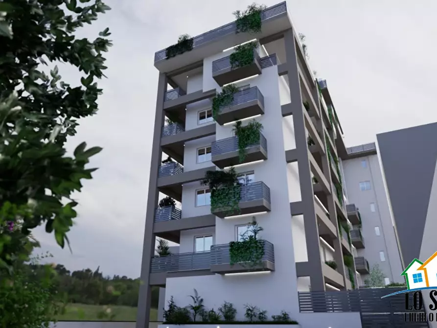 Immagine 9 di Palazzo in vendita  a Palermo