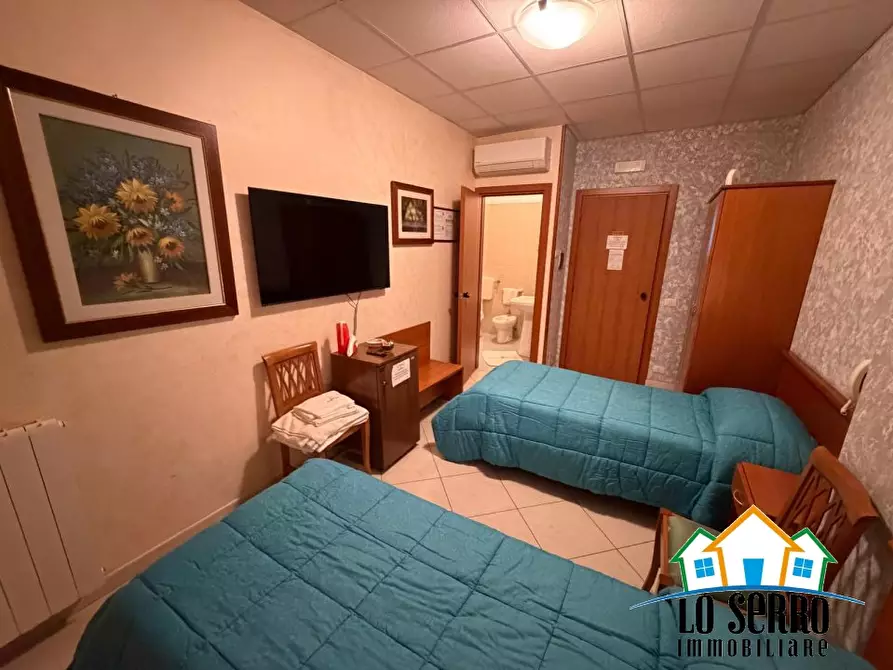 Immagine 4 di Palazzo in vendita  a Alcamo