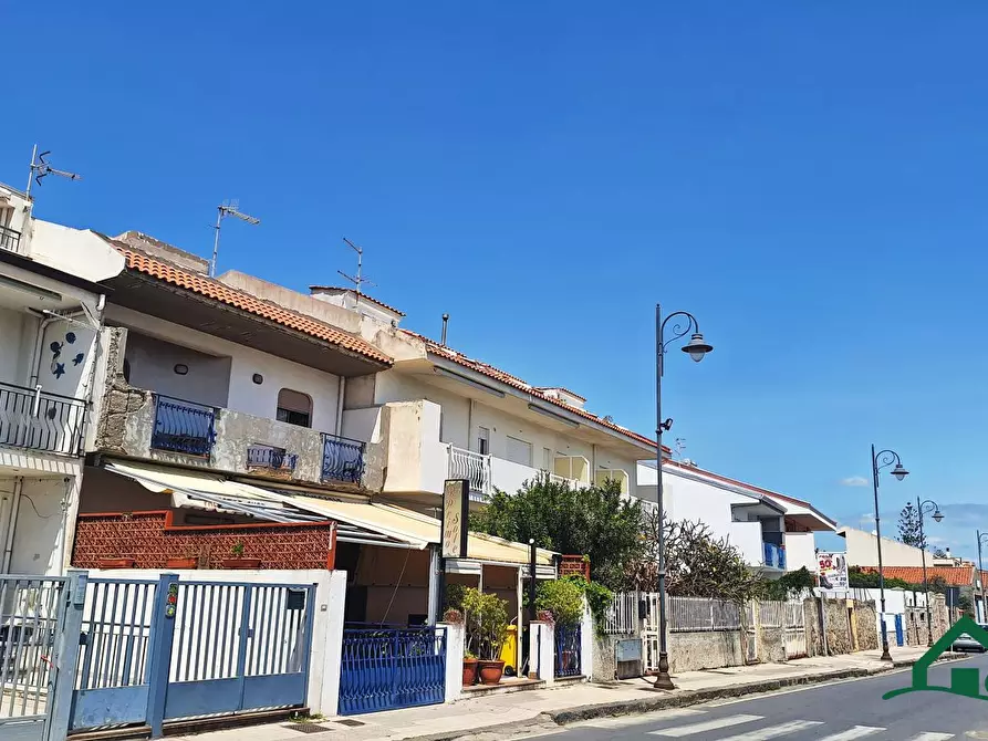 Immagine 8 di Palazzo in vendita  137 a Nizza Di Sicilia