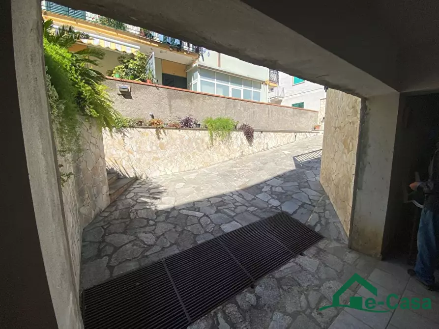 Immagine 7 di Palazzo in vendita  a Villafranca Tirrena