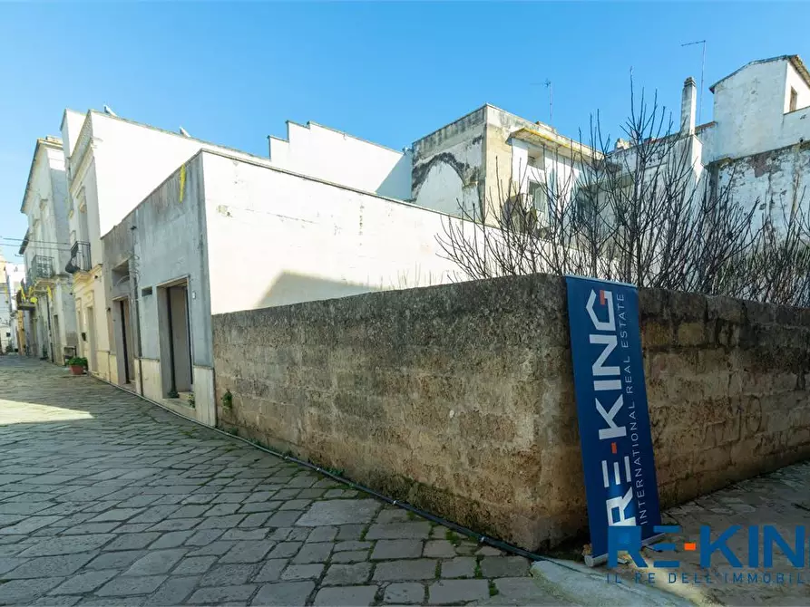 Immagine 4 di Palazzo in vendita  a Racale