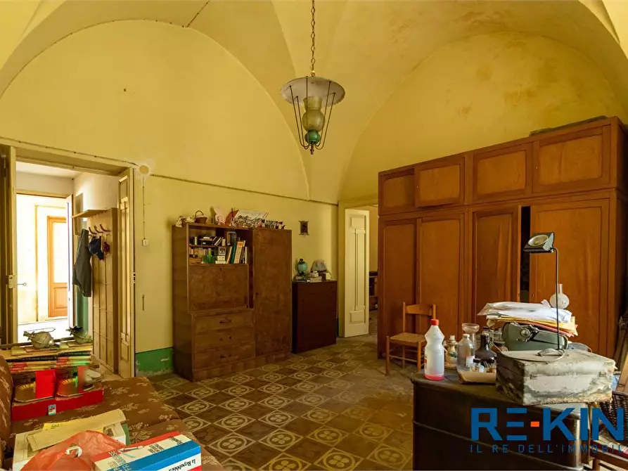 Immagine 9 di Palazzo in vendita  a Racale