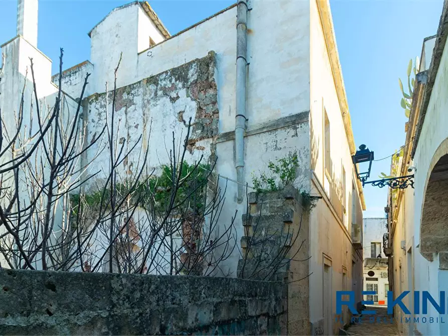 Immagine 5 di Palazzo in vendita  a Racale