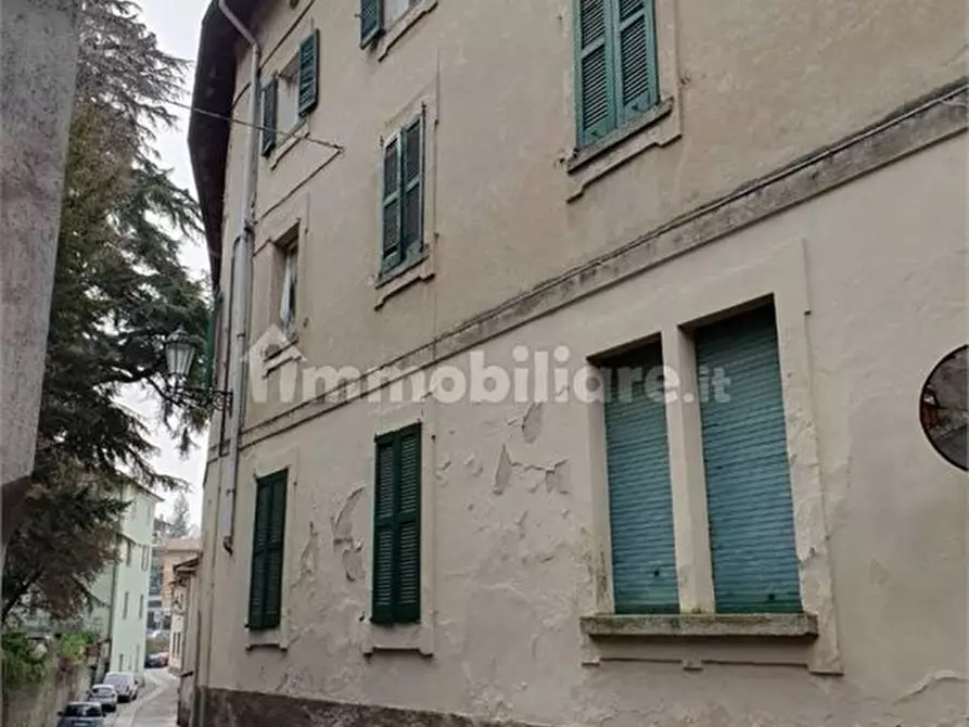 Immagine 1 di Palazzo in vendita  36-38 a Asso