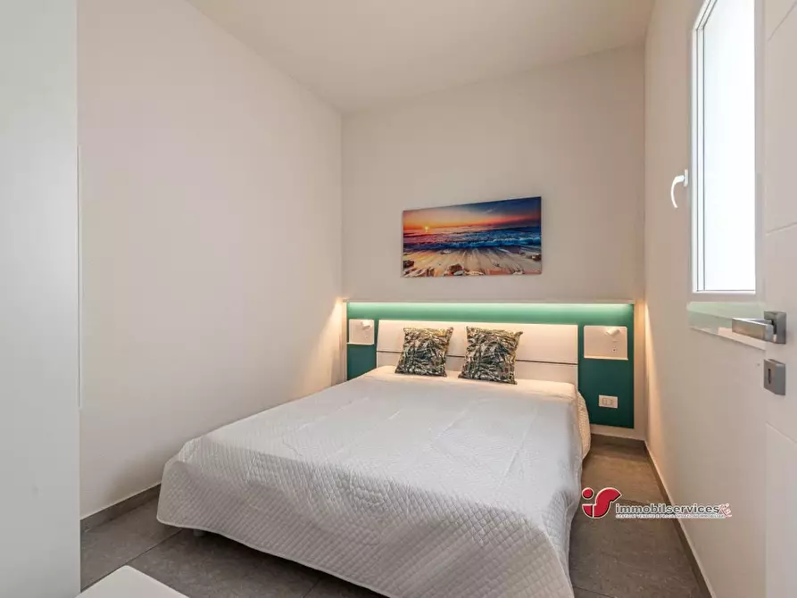 Immagine 8 di Palazzo in vendita  a Palermo