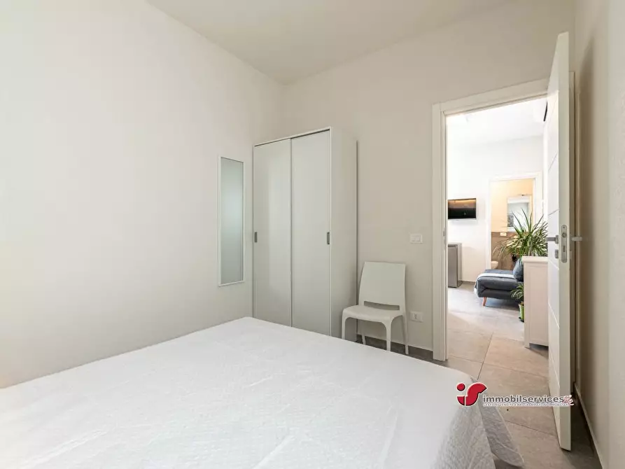 Immagine 5 di Palazzo in vendita  a Palermo