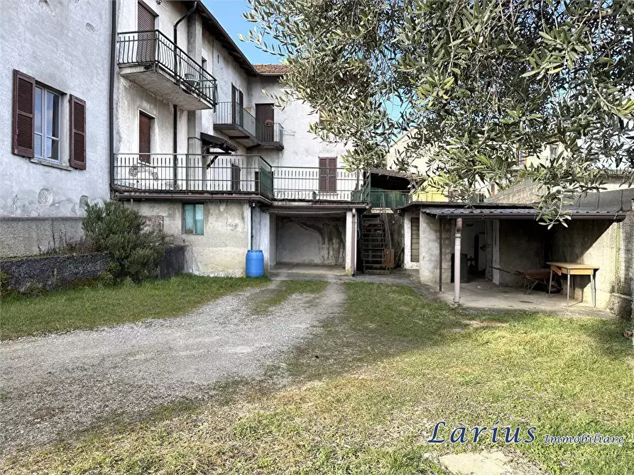 Immagine 1 di Casa semindipendente in vendita  25 a Monguzzo