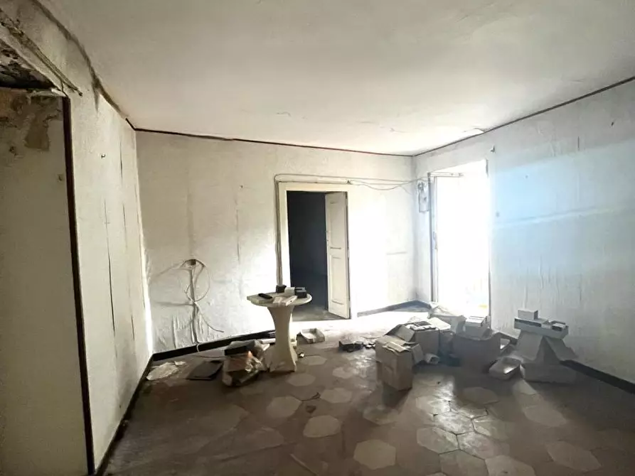 Immagine 6 di Palazzo in vendita  a Afragola