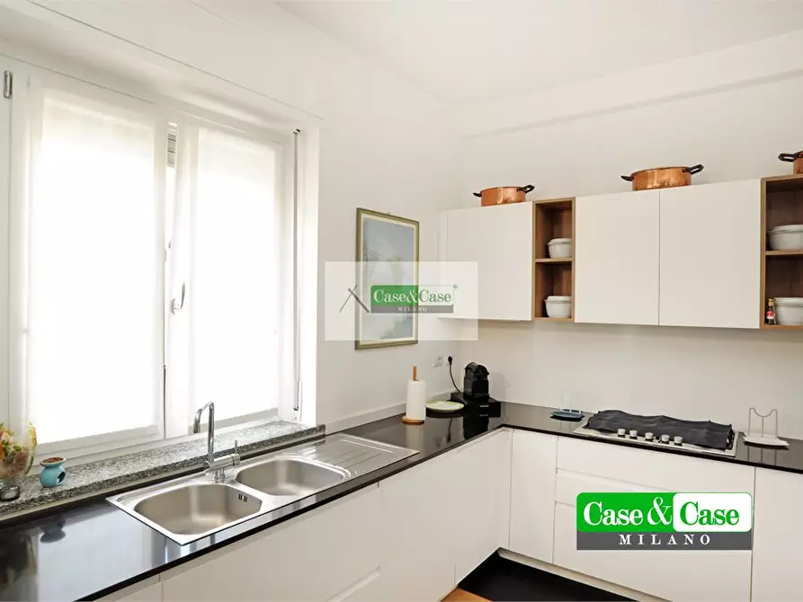 Immagine 10 di Appartamento in vendita  a Milano