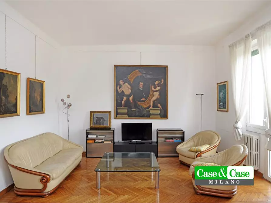Immagine 8 di Appartamento in vendita  4 a Milano