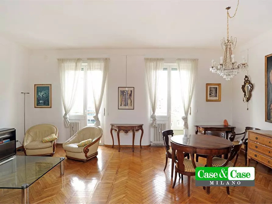 Immagine 2 di Appartamento in vendita  4 a Milano