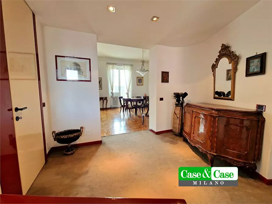 Immagine 8 di Appartamento in vendita  4 a Milano