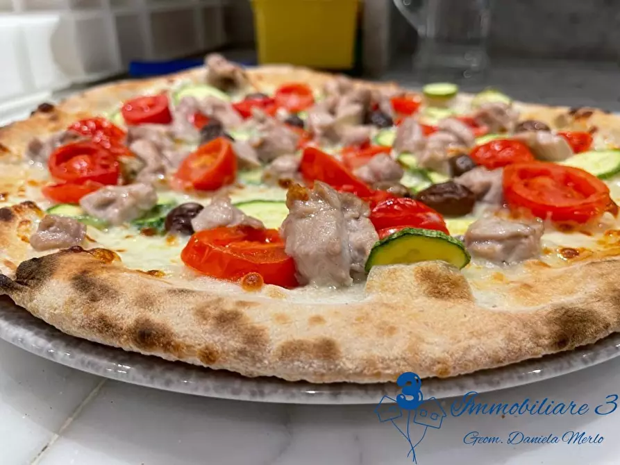 Immagine 2 di Licenza in vendita  a Albenga