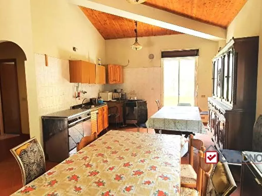 Immagine 3 di Villa in vendita  a Messina