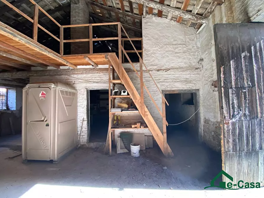 Immagine 7 di Rustico / casale in vendita  a Villafranca Tirrena