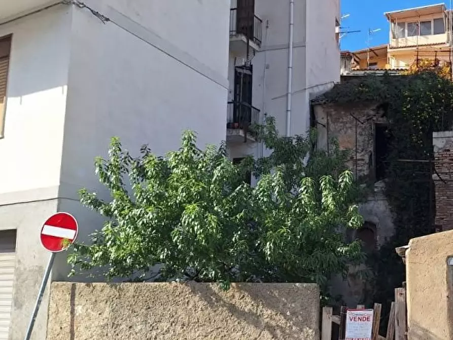 Immagine 1 di Rustico / casale in vendita  a Messina