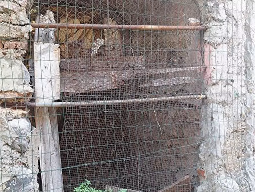 Immagine 4 di Rustico / casale in vendita  610 a Messina