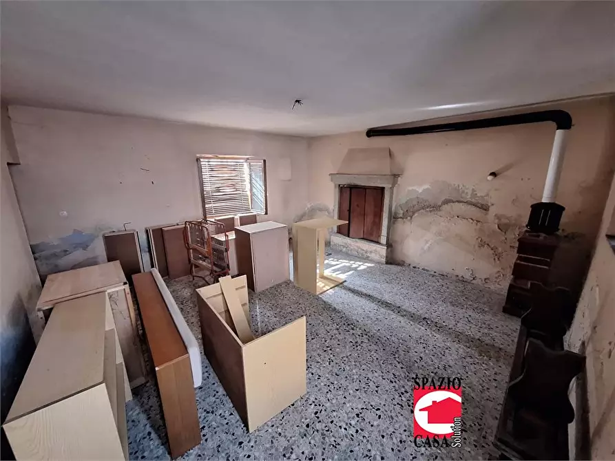 Immagine 2 di Rustico / casale in vendita  a Capriano Del Colle