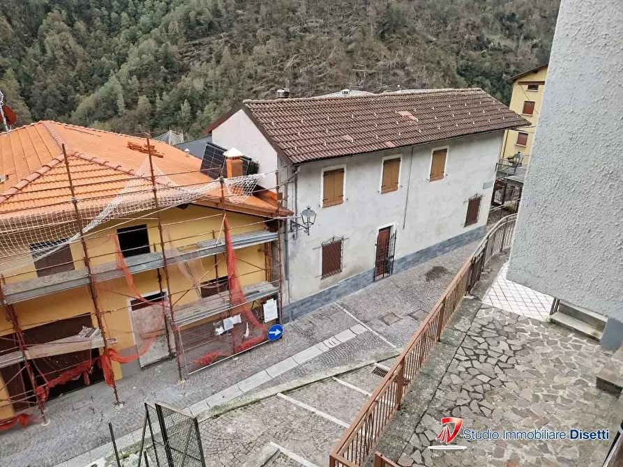 Immagine 8 di Rustico / casale in vendita  32 a Paisco Loveno