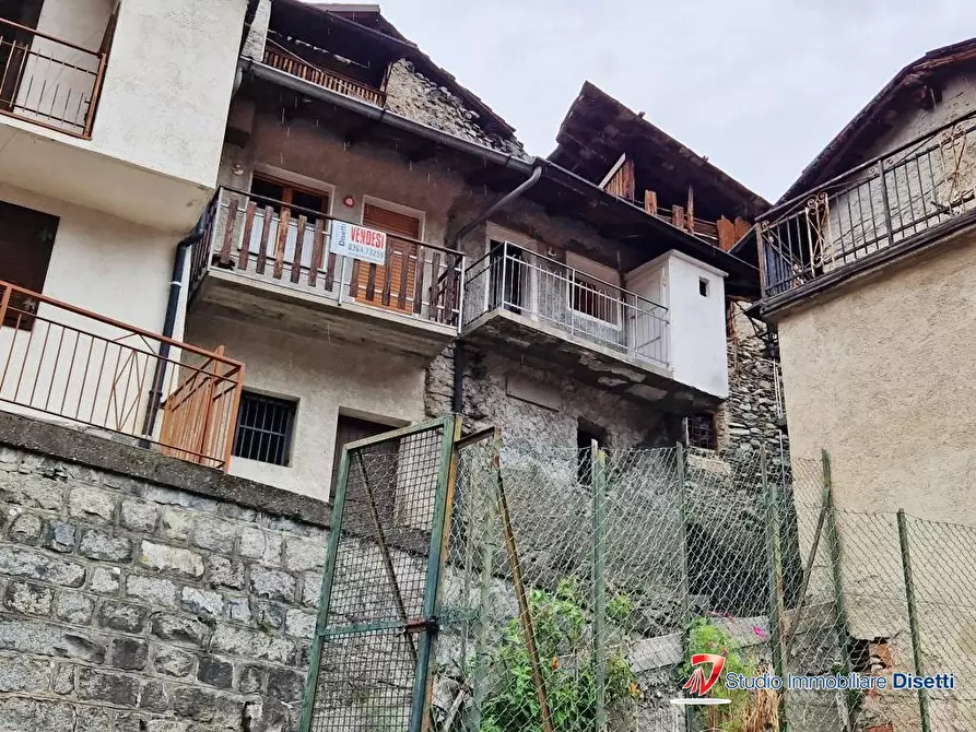 Immagine 10 di Rustico / casale in vendita  32 a Paisco Loveno