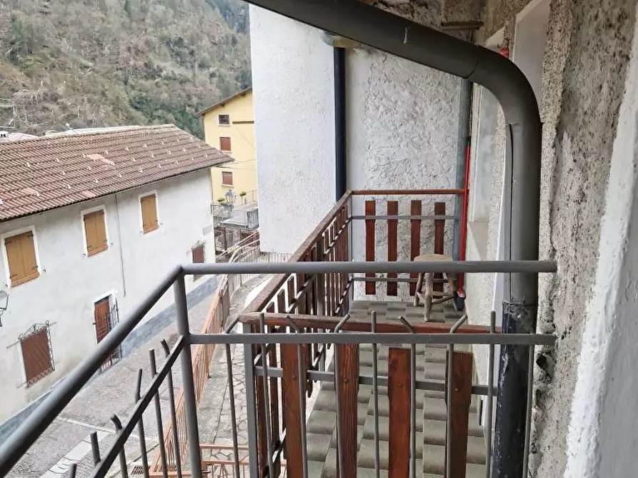 Immagine 7 di Rustico / casale in vendita  32 a Paisco Loveno