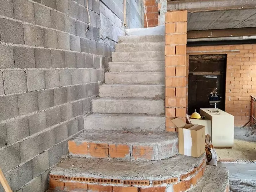 Immagine 8 di Rustico / casale in vendita  a Cerveno