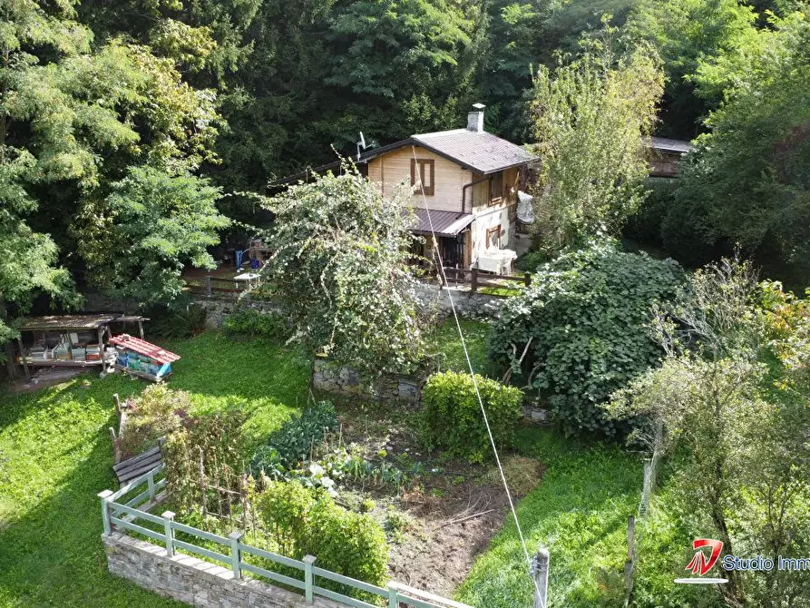 Immagine 10 di Rustico / casale in vendita  a Berzo Demo